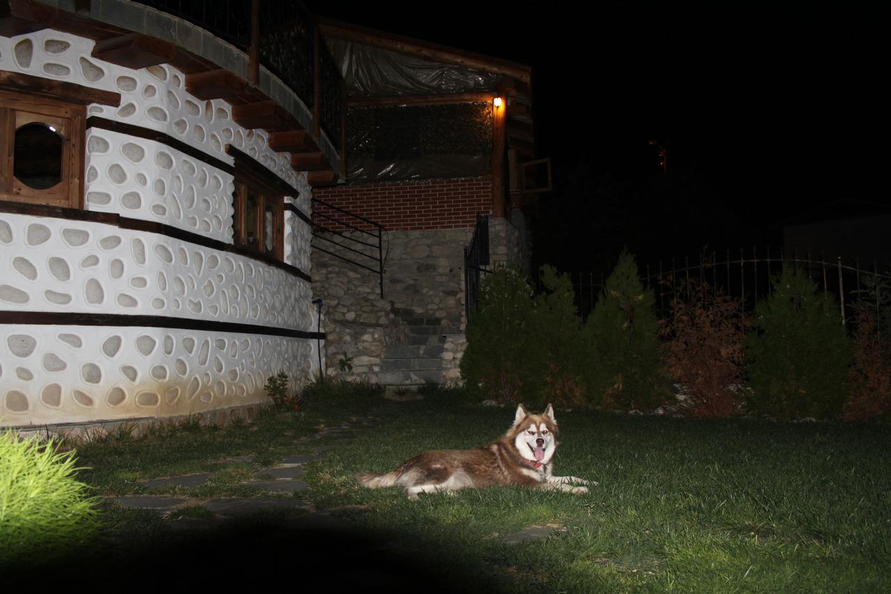 Eco Village Under The Cliffs Ilindentsi Exterior foto