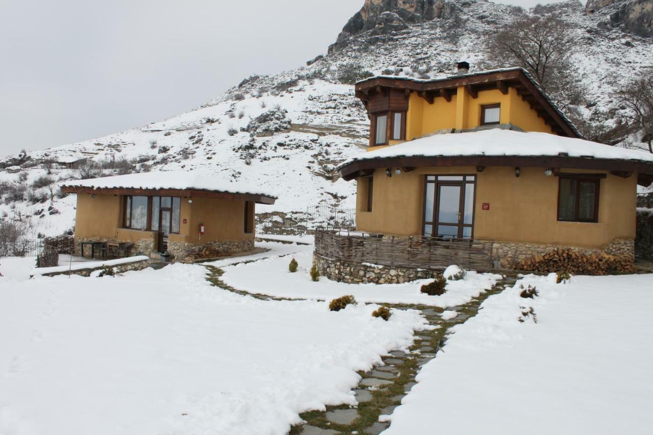 Eco Village Under The Cliffs Ilindentsi Exterior foto